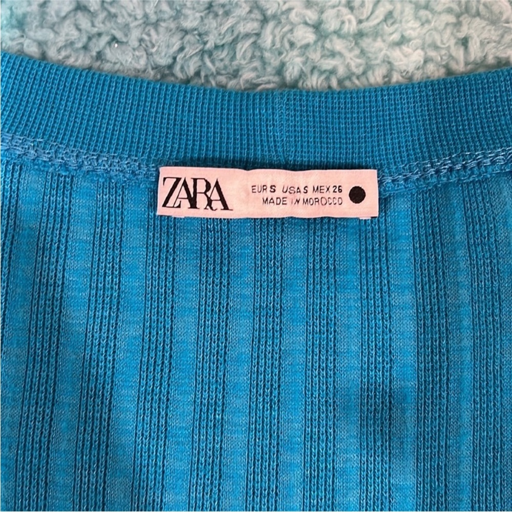 Zara Blue Ribbed Top - Picture 6 of 7